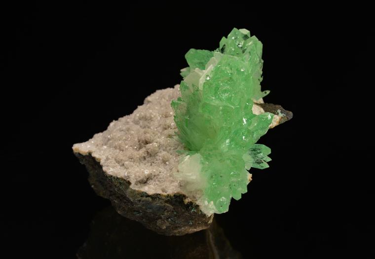 APOPHYLLITE
